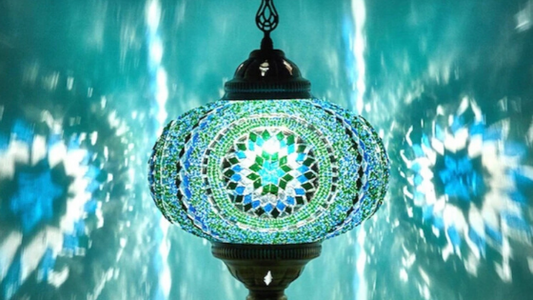 3 Pleasing Color Schemes and Decorative Accessories
