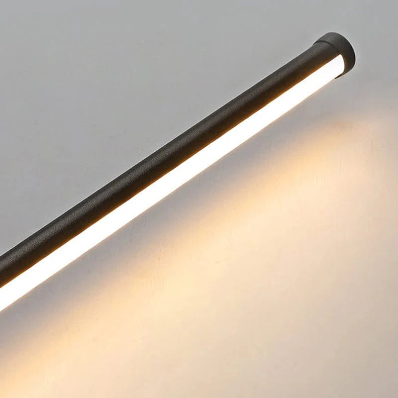 Luminous Line Outdoor Light – Designer Favorite with Energy Efficiency