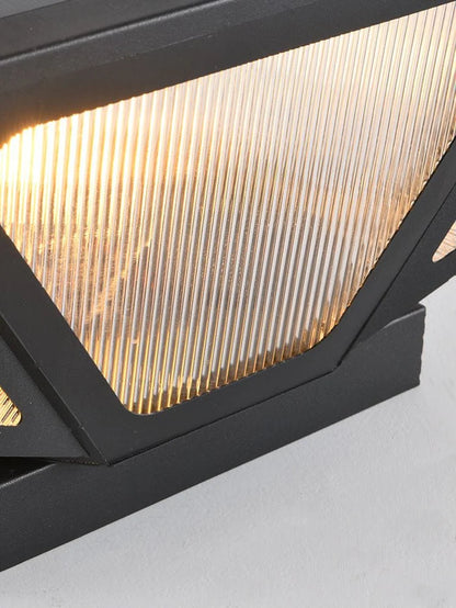 Glow Beam Outdoor Light (Solar) – Elevate Your Outdoor Space with Effortless Elegance