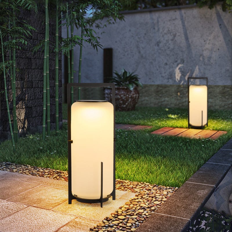 Lampara Outdoor Light (Solar): Your Eco-Friendly, Designer-Approved Ambiance