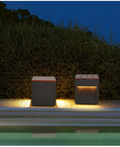 Cubed Spire Outdoor Light – Elegance and Versatility for Your Outdoor Spaces