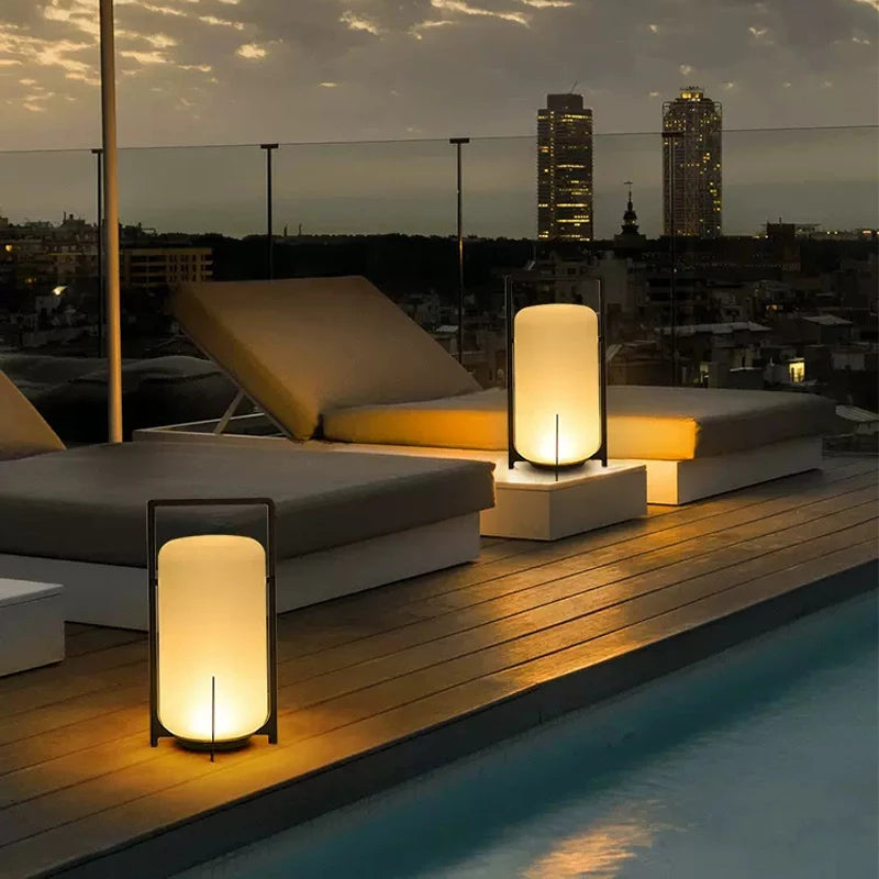 Lampara Outdoor Light (Solar): Your Eco-Friendly, Designer-Approved Ambiance