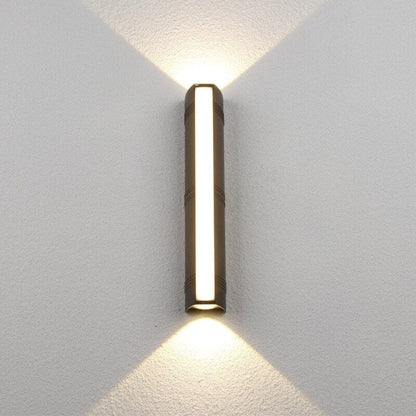 Cascade Wall Light – Modern Elegance for Any Space