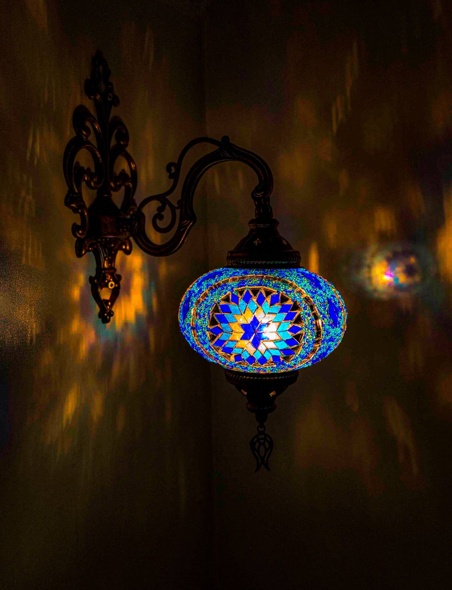 HANDMADE MOSAIC  SINGLE WALL SCONE PLUGIN